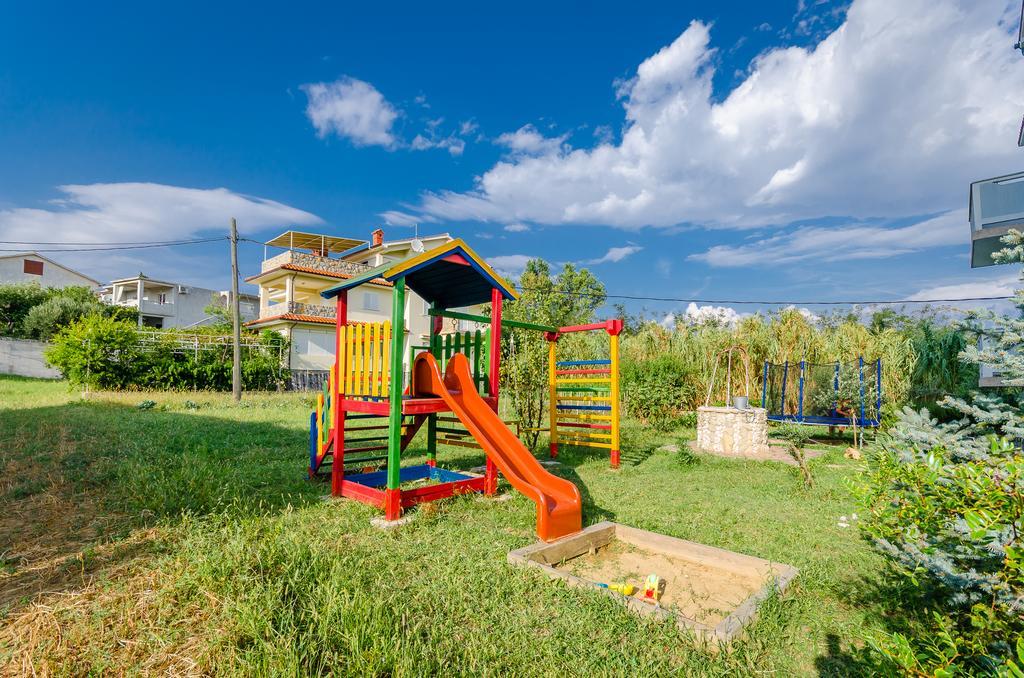 Apartments Rajka Lopar Zewnętrze zdjęcie