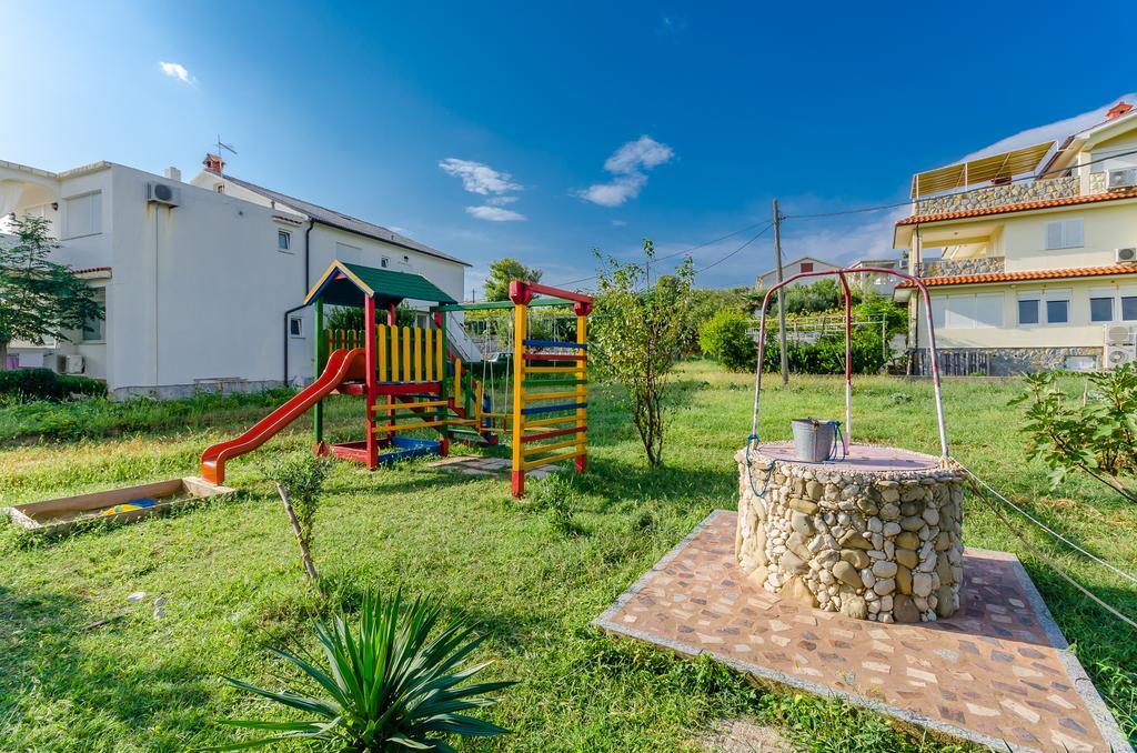Apartments Rajka Lopar Zewnętrze zdjęcie